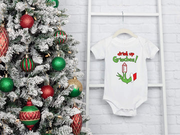 Mono para bebé con estampado gráfico de Christmas Drink Up Grinches