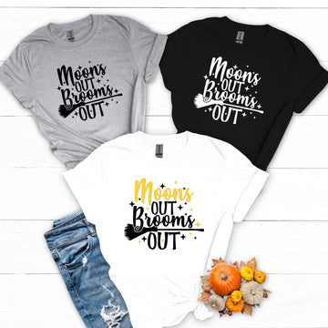 Camiseta con estampado gráfico personalizable para mujer Halloween Moons Out Brooms Out