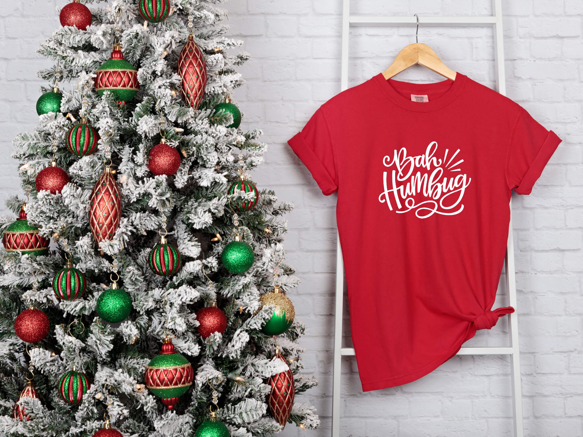 Christmas Bah Humbug Unisex Graphic Print T-Shirt