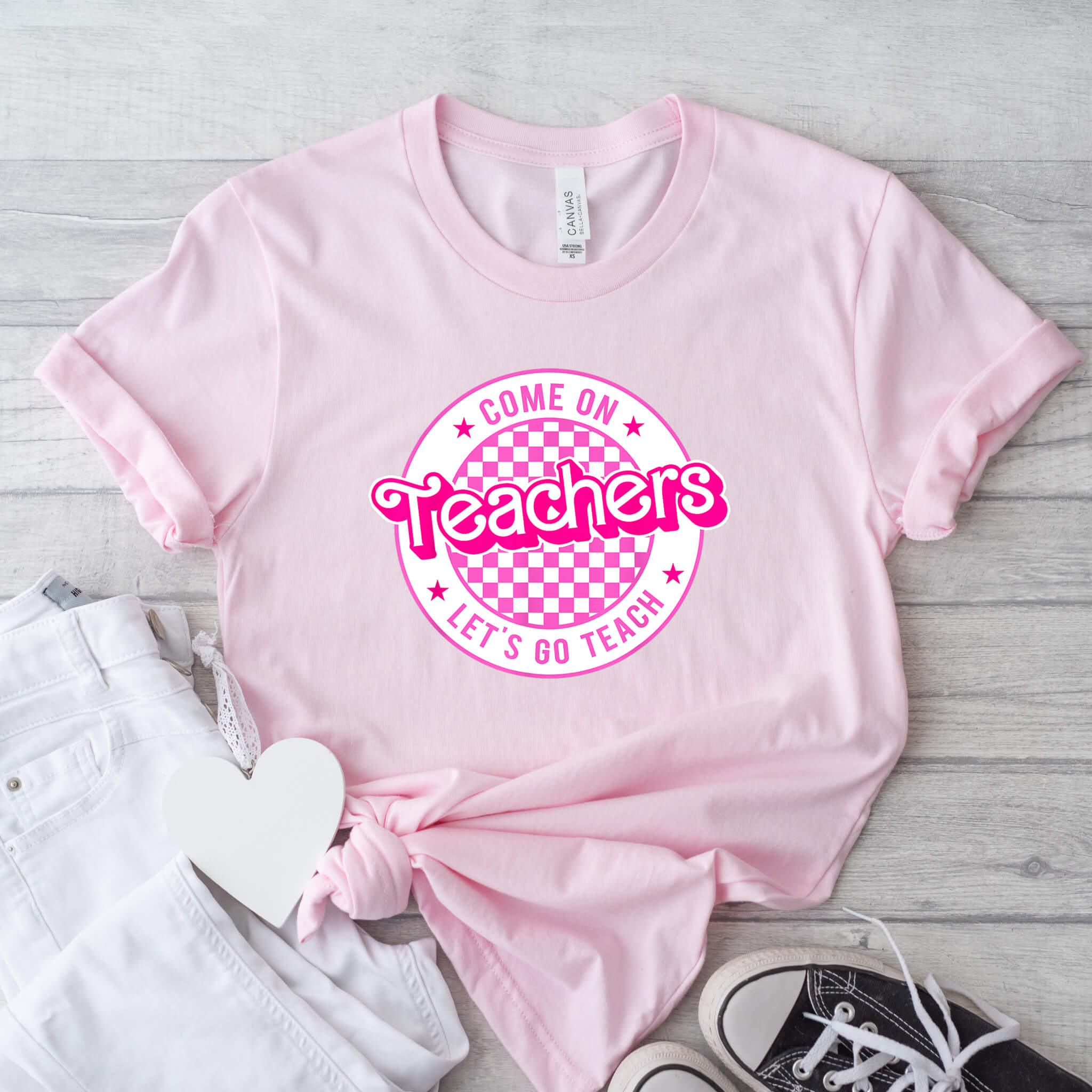 First Day of School Barbie Themed Checkerboard Come on Teachers Let’s Go Teach Women’s Graphic Print T-Shirt
