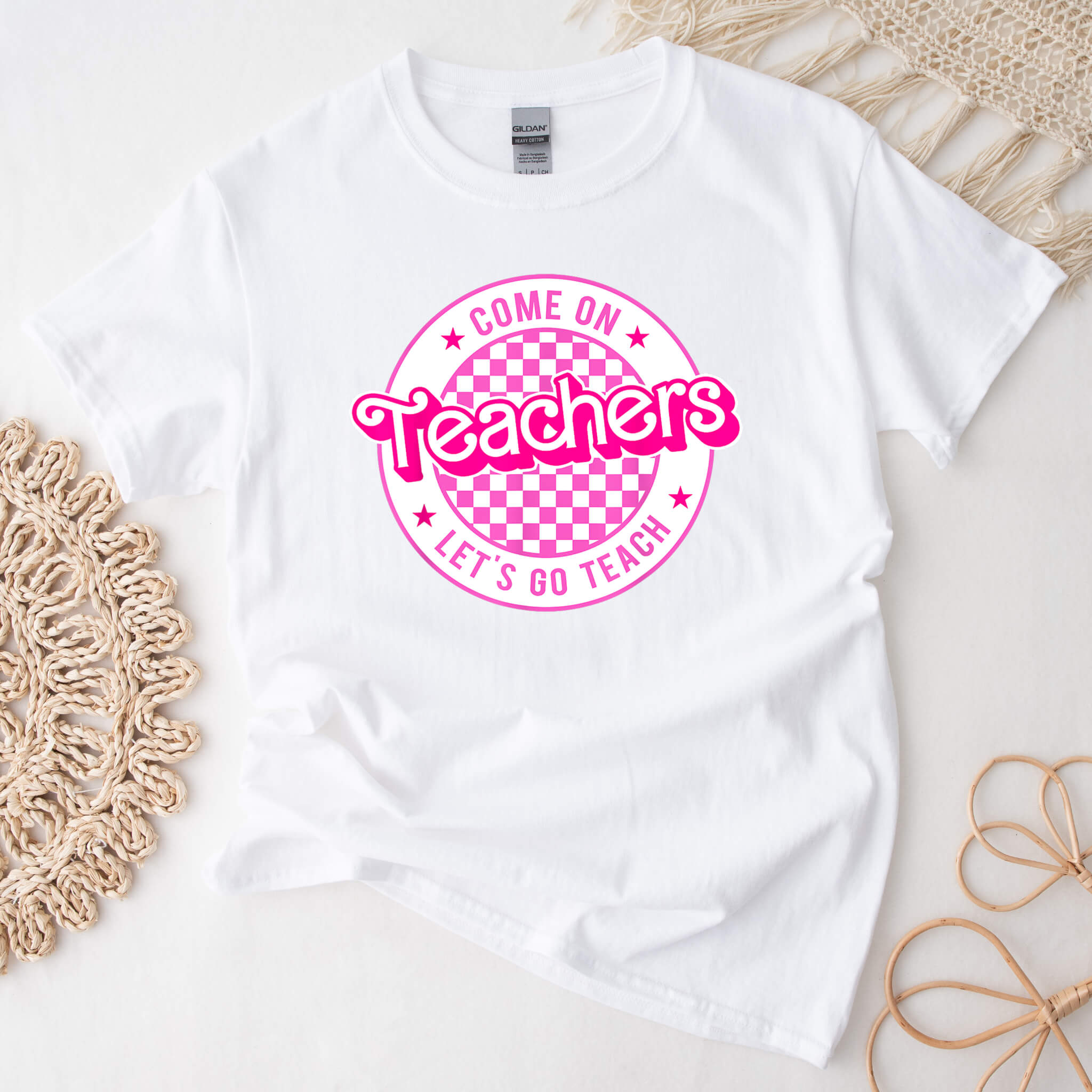 First Day of School Barbie Themed Checkerboard Come on Teachers Let’s Go Teach Women’s Graphic Print T-Shirt