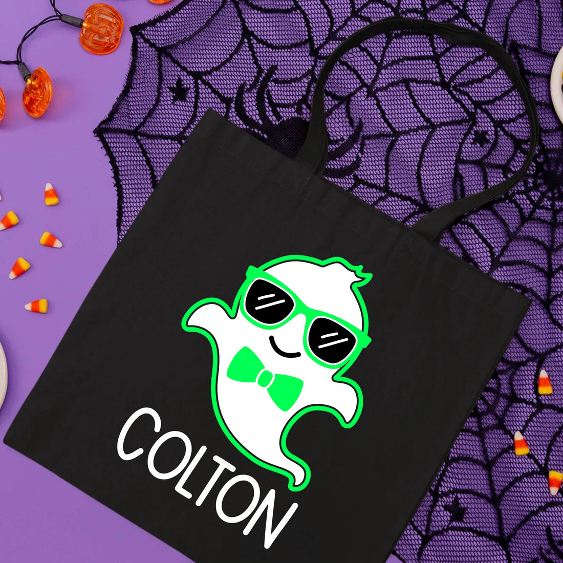 Bolsa De Tela Grande Caramelo de truco o trato fantasma lindo del niño con nombre personalizado de Halloween