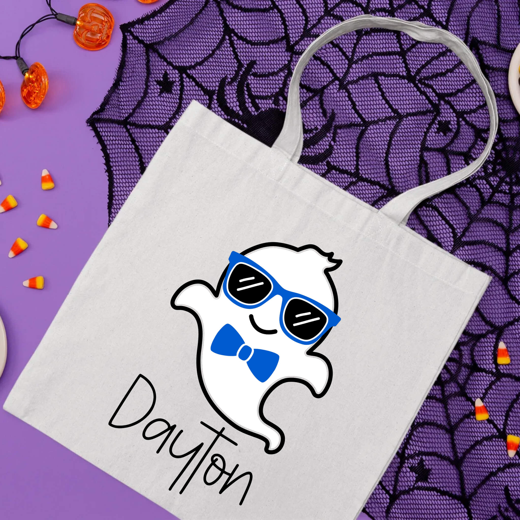 Bolsa De Tela Grande Caramelo de truco o trato fantasma lindo del niño con nombre personalizado de Halloween