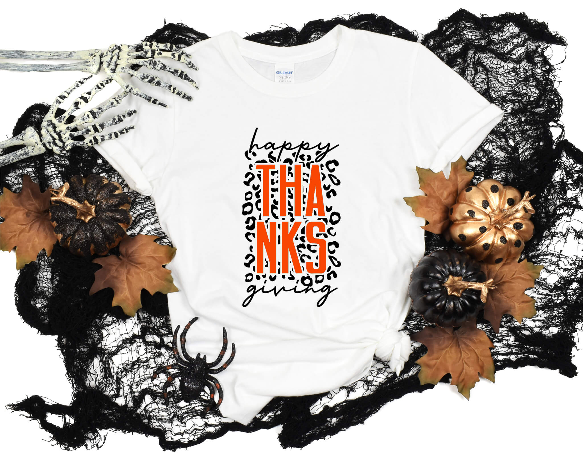Fall Happy Thanksgiving Cheetah Custom Women's Graphic Print T-Shirt