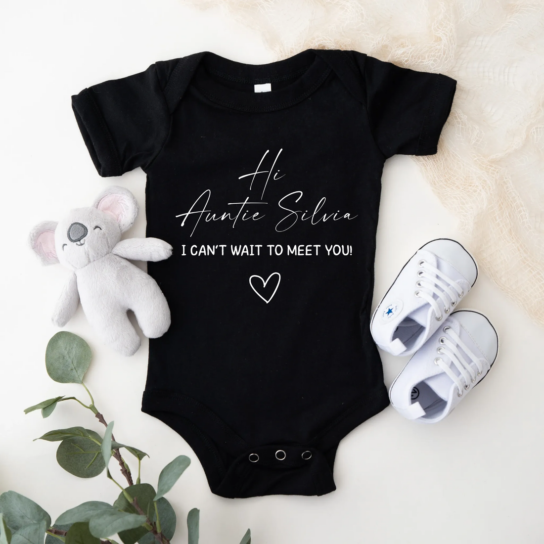 Personalized Pregnancy Announcement, Hi Auntie I Can’t Wait to Meet You, Aunt To Be Customizable Onesie TrendyCustomApparel™