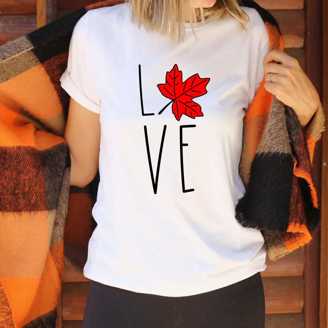 Camiseta con estampado gráfico personalizable para mujer Fall Love