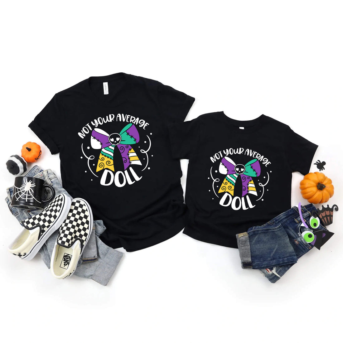 Camiseta con estampado gráfico de Halloween Not Your Average Doll