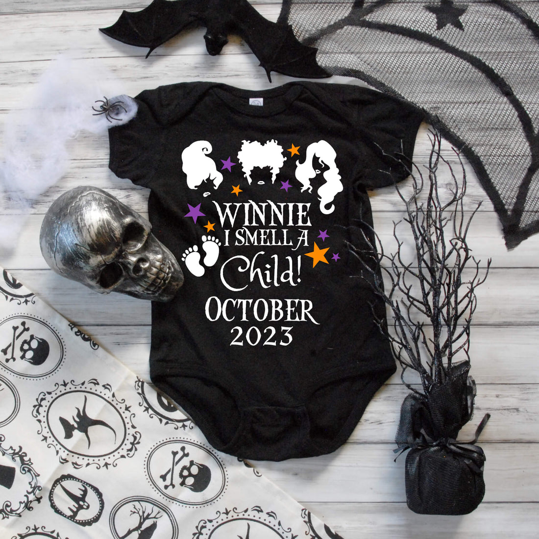 Personalized Pregnancy Announcement, Winnie I Smell A Child, Halloween Pregnancy Announcement, October Pregnancy Announcement, Customized Baby Announcement Onesie